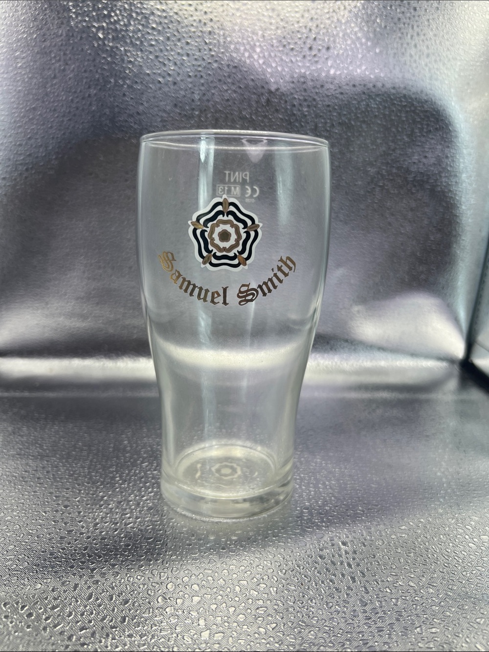 Samuel Smith Branded Pint Glass with Gold and Black Crest